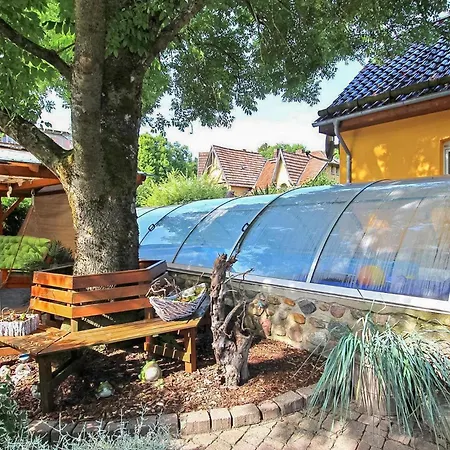 Natur Pur Beheizter Poolsauna Campsite